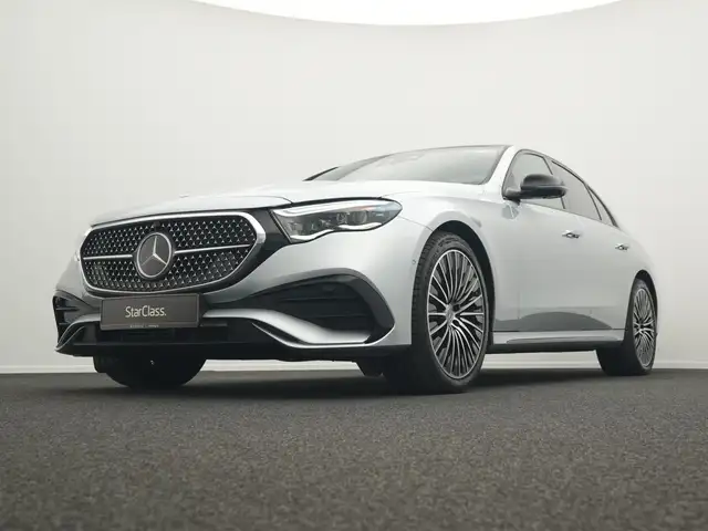 Mercedes-Benz E-Class view 10