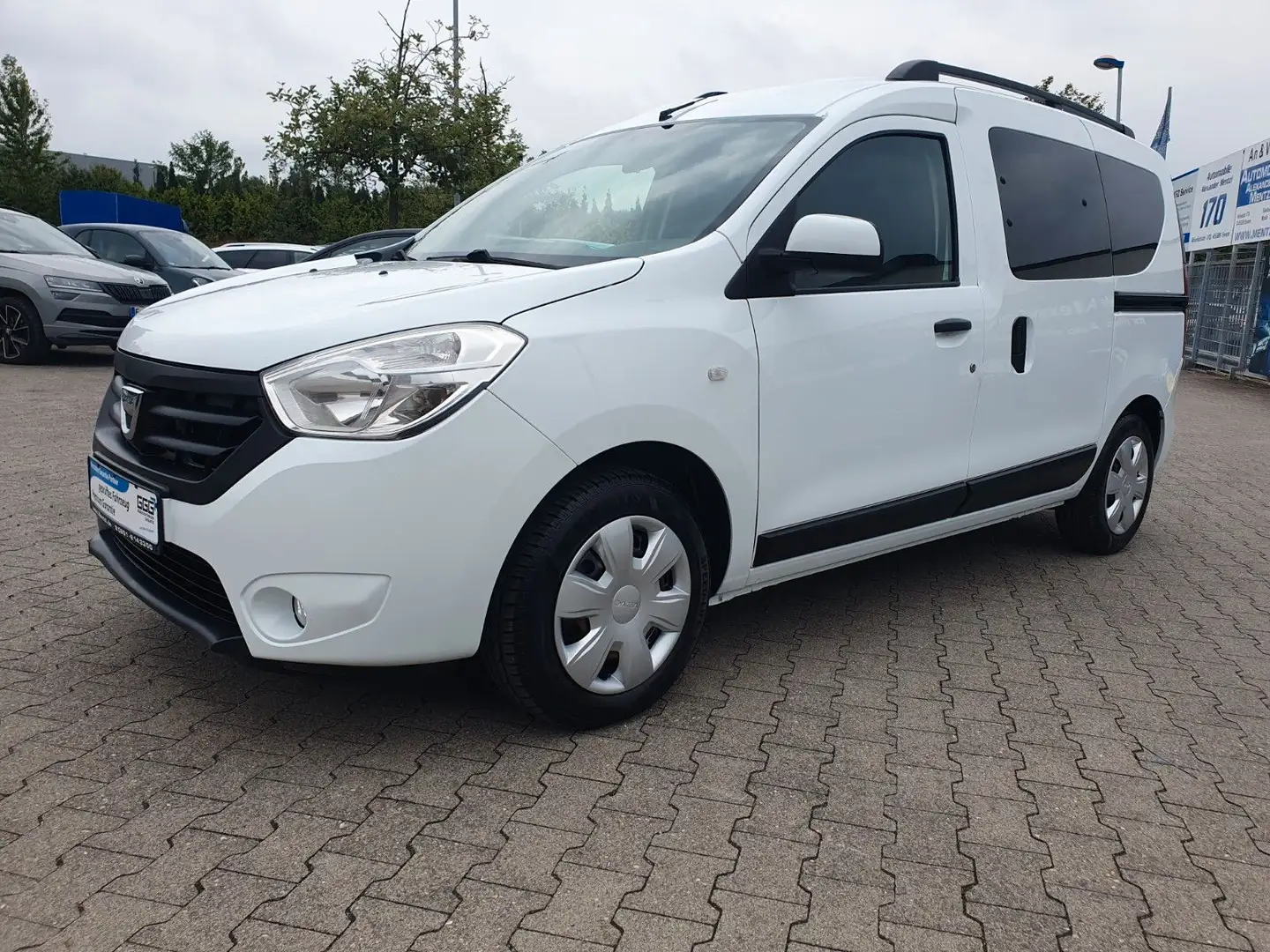 Dacia Dokker Lauréate GARANTIE NAVI KLIMA SITZHEIZUNG Blanc - 1