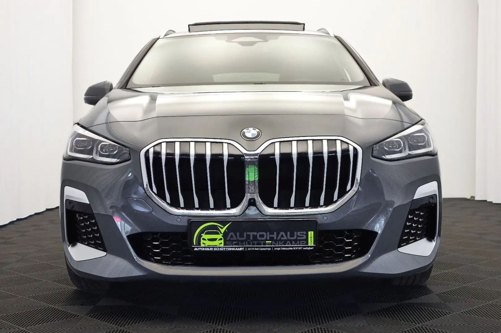BMW 218 i AT *M SPORT* 360°+LED+P-DACH+AHKPL+WIDESCR Grau - 2