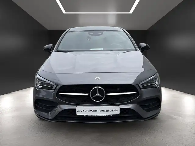 Mercedes-Benz Cla view 9