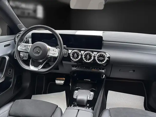 Mercedes-Benz Cla view 15