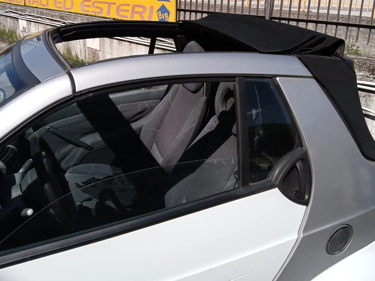 smart forTwo Fortwo I 2008 Cabrio Cabrio 0.7 Passion 61cv Bianco - 2