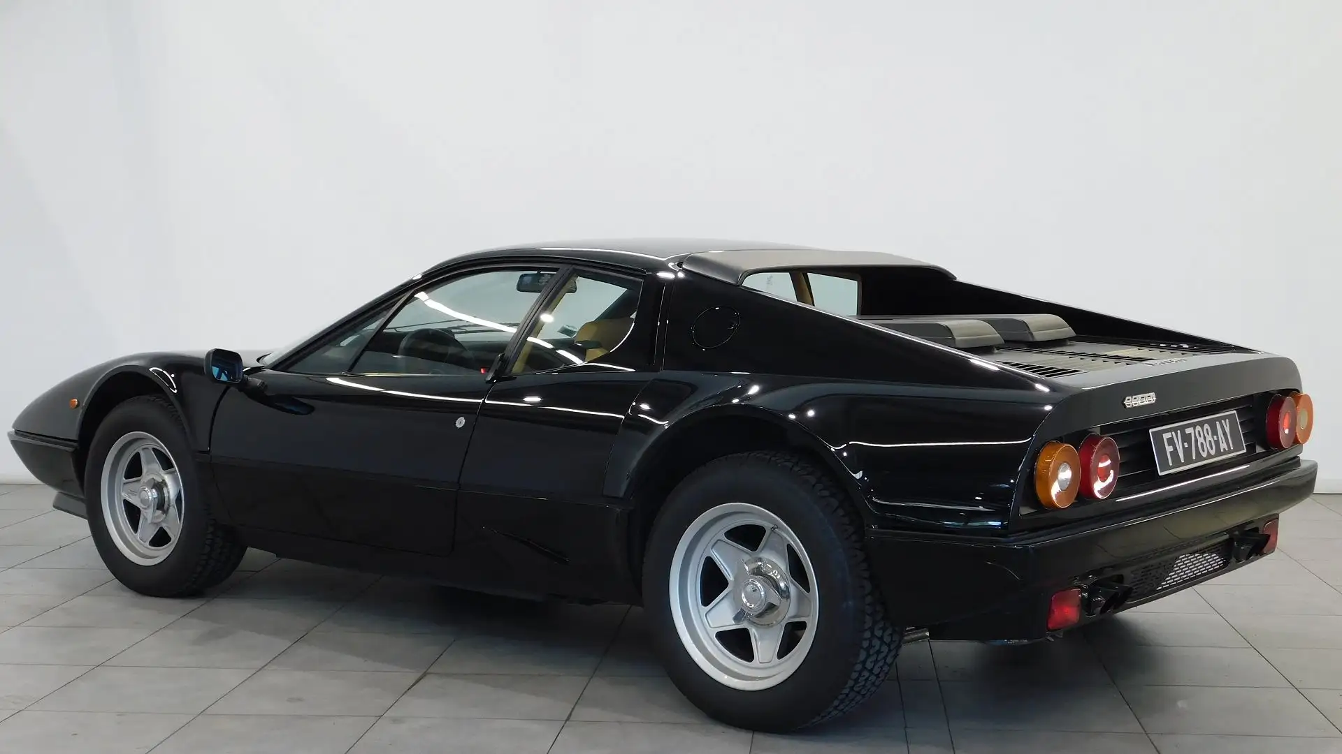 Ferrari 512 5.0 F102 BB V12 340CV - 2