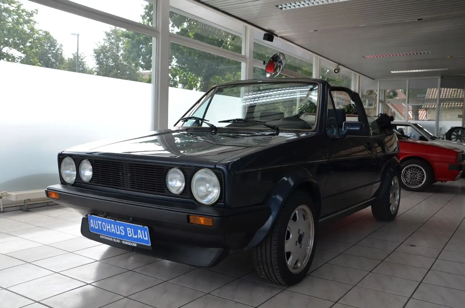 Volkswagen Golf 1 Cabrio *H-KENNZEICHEN*TÜV NEU*ORIGINAL* Bleu - 1
