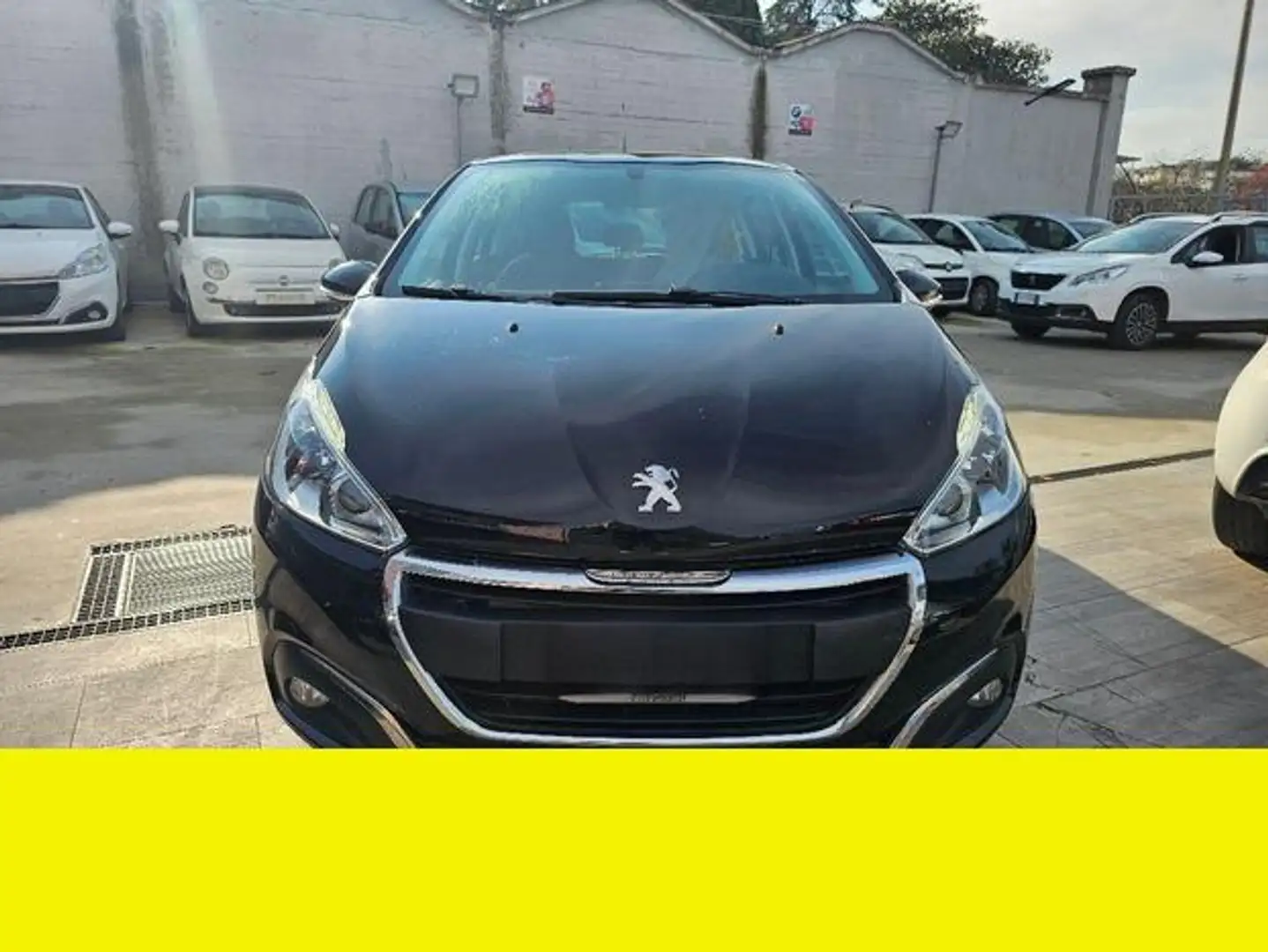 Peugeot 208 - 1