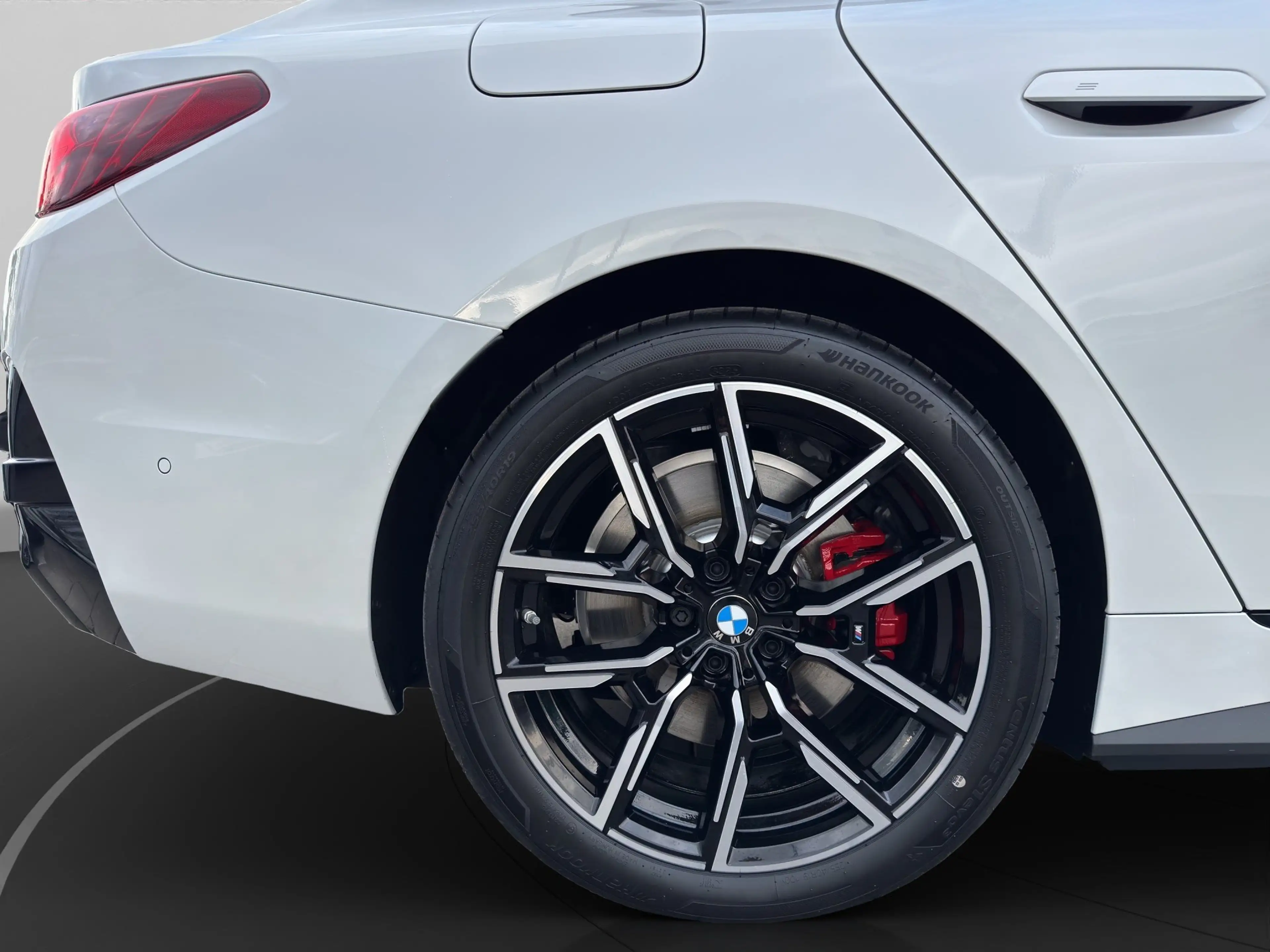 BMW i4 xDrive40 Gran Coupe M Sportpaket HK HiFi DAB — photo 11