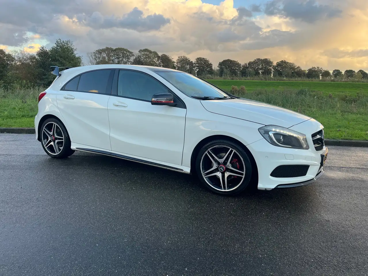 Mercedes-Benz A 200