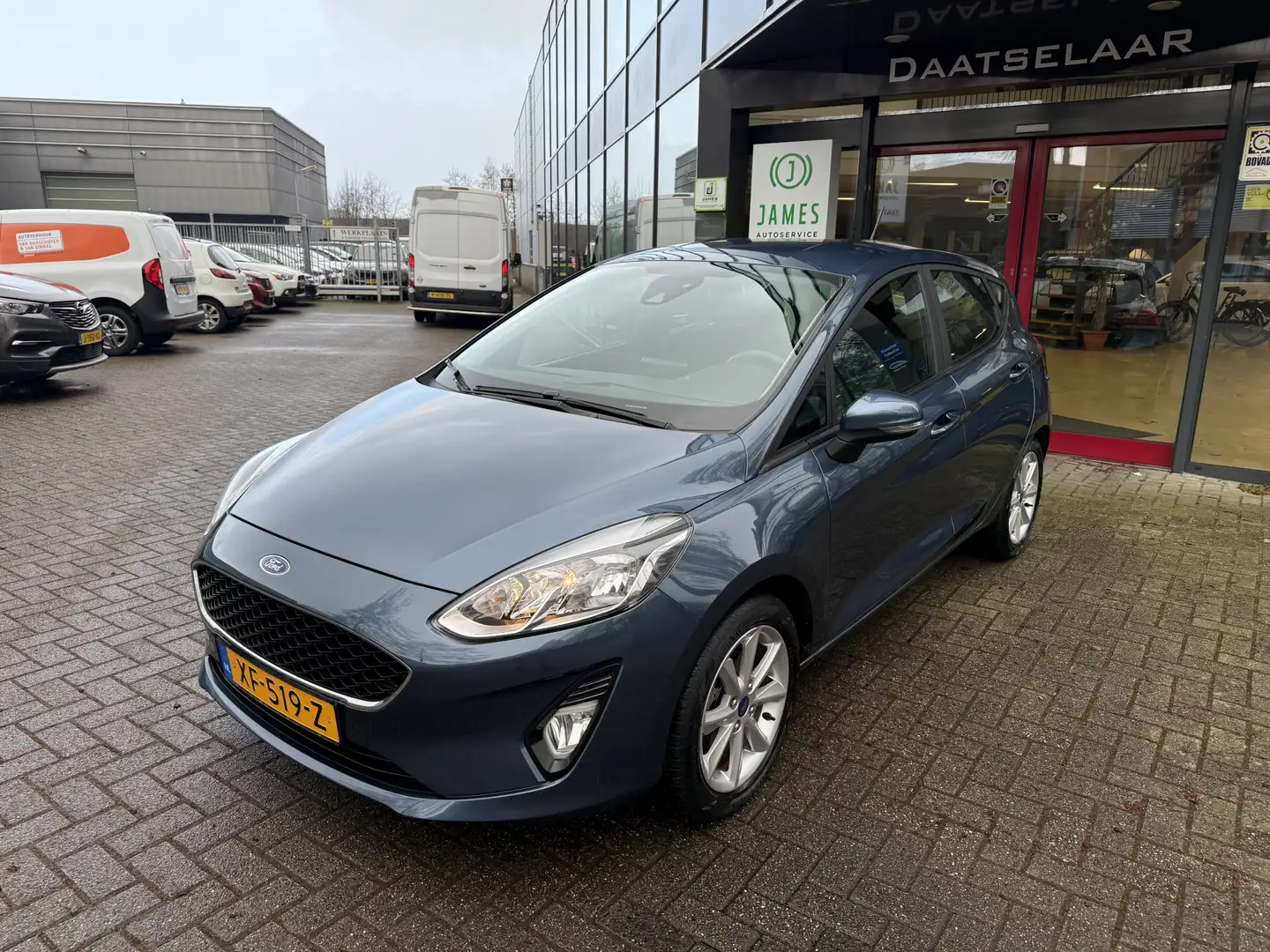Ford Fiesta 1.1Navi lichtmetaal pakeersensoren Blauw - 2