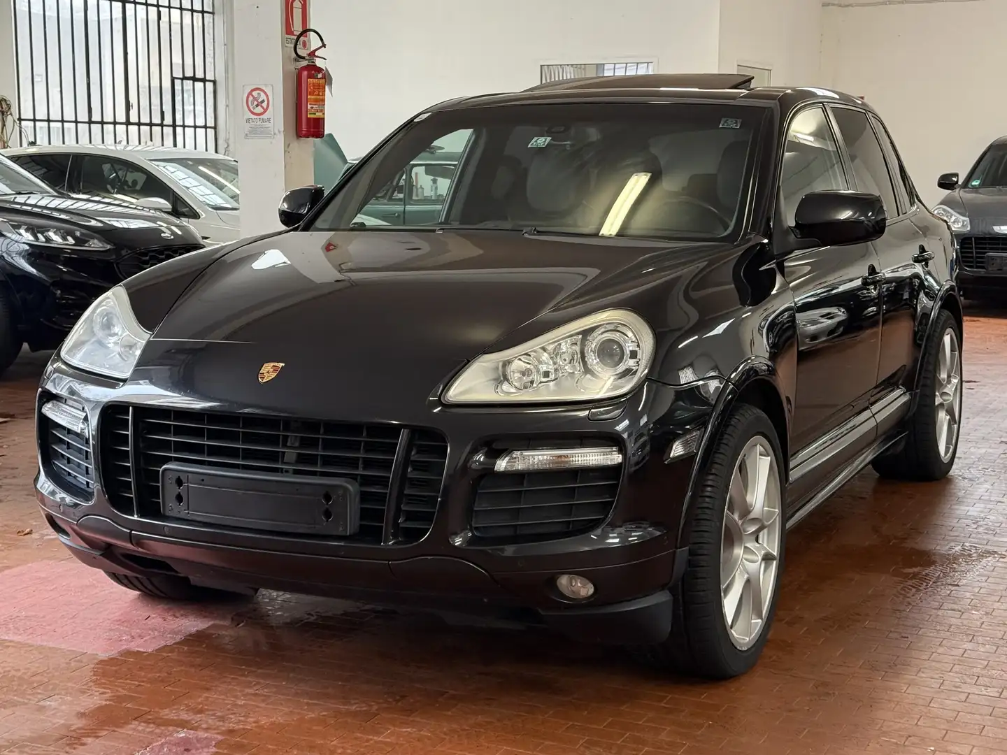 Porsche Cayenne 4.8 GTS CERTIFICATA Noir - 2