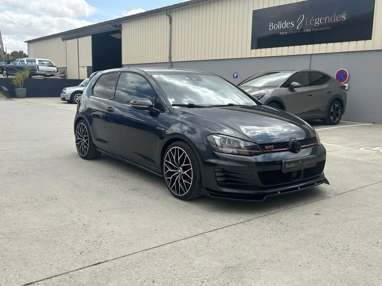Volkswagen Golf GTI — photo 2