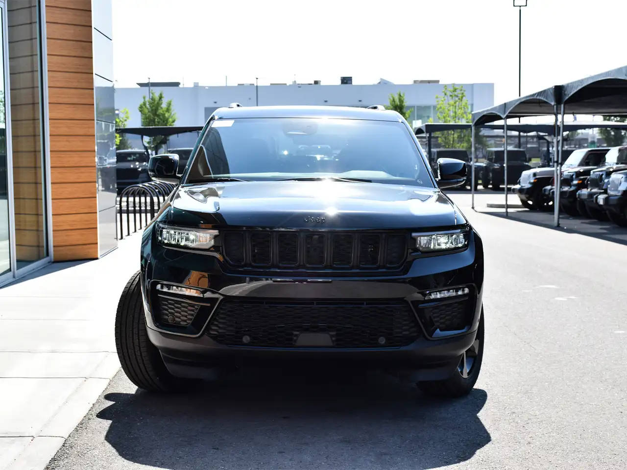 Jeep Grand Cherokee снимка Jeep Grand Cherokee