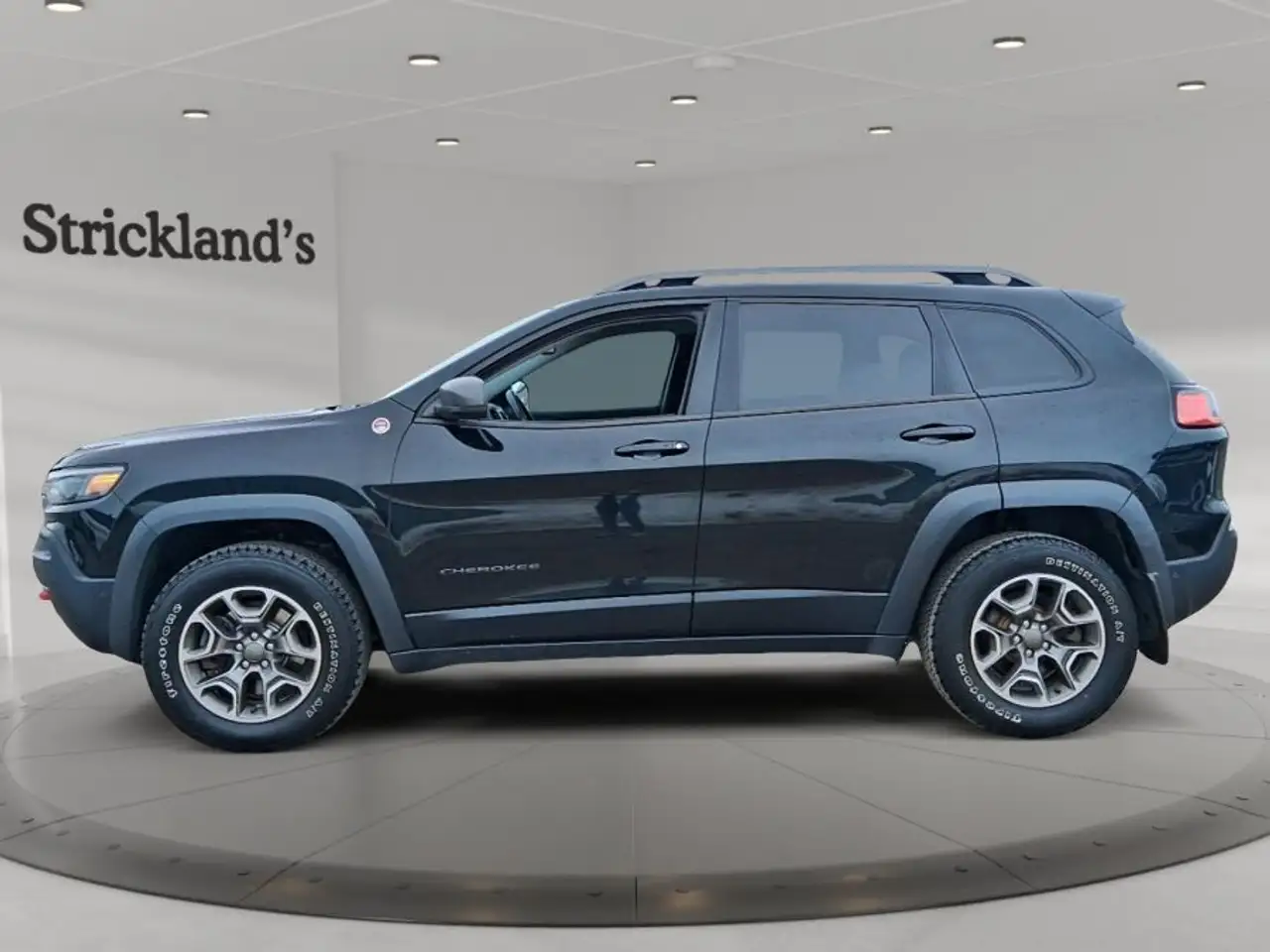 Jeep Cherokee снимка Jeep Cherokee
