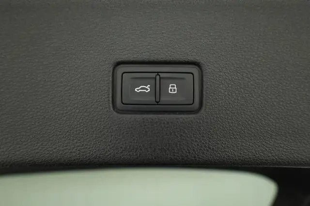 Audi Q8 50 TDI quattro qu S-LINE, Standheizung, HuD, Lu... Ansicht 15