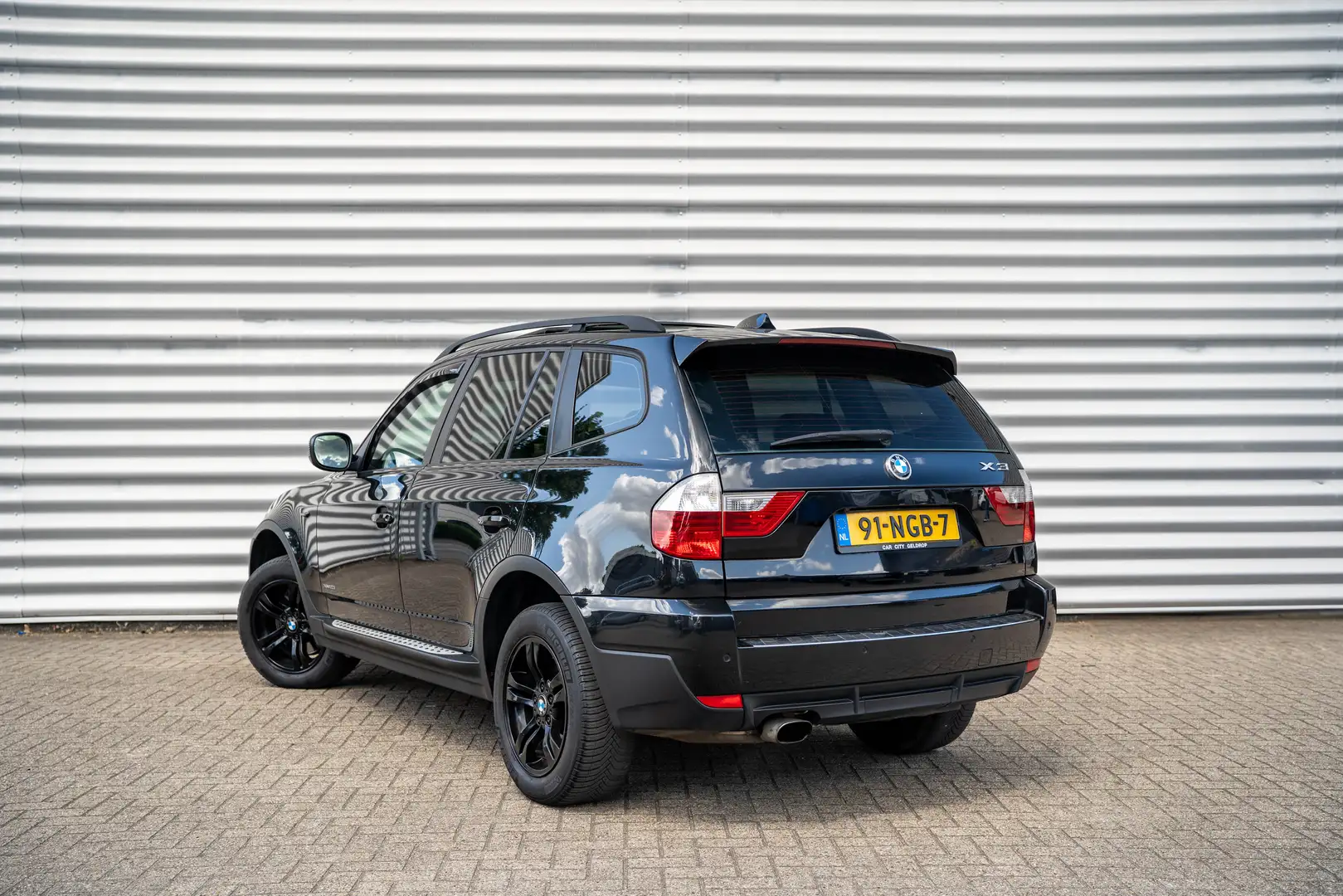 BMW X3 2.0i X-Drive / Pano / CarPlay / Camera Black - 2