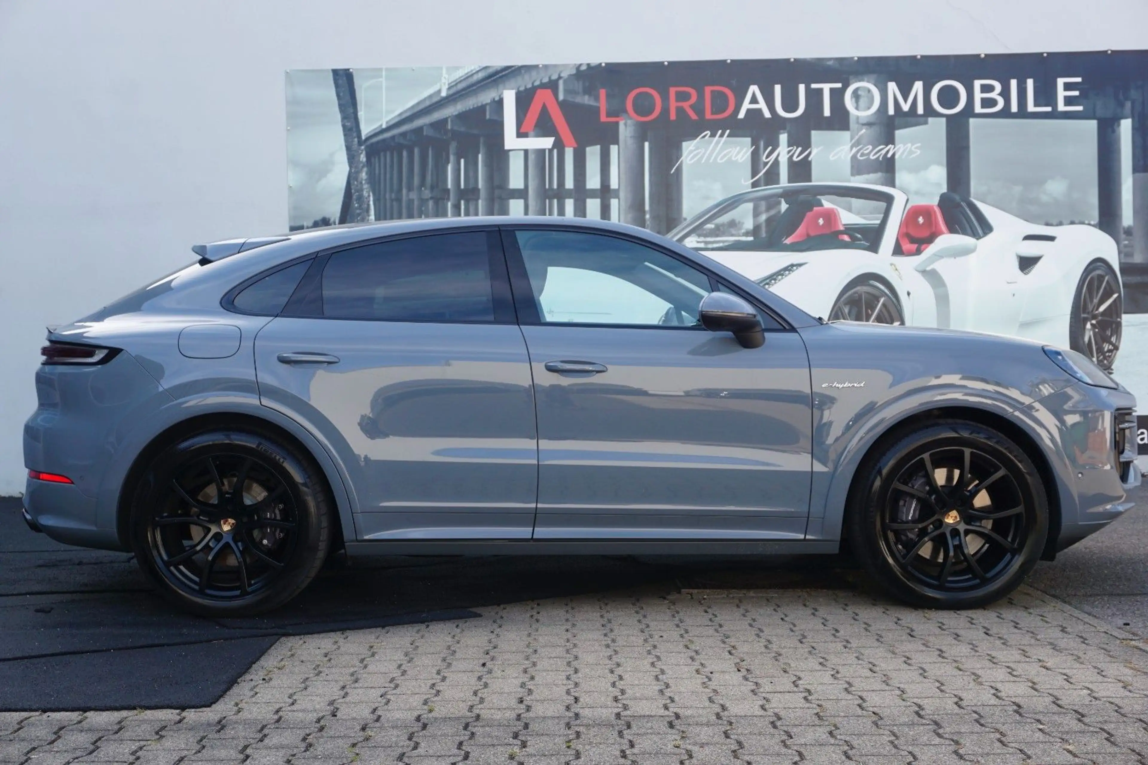 Porsche Cayenne Coupe E-Hybrid*SportDesignPaket*Sp.Abgas