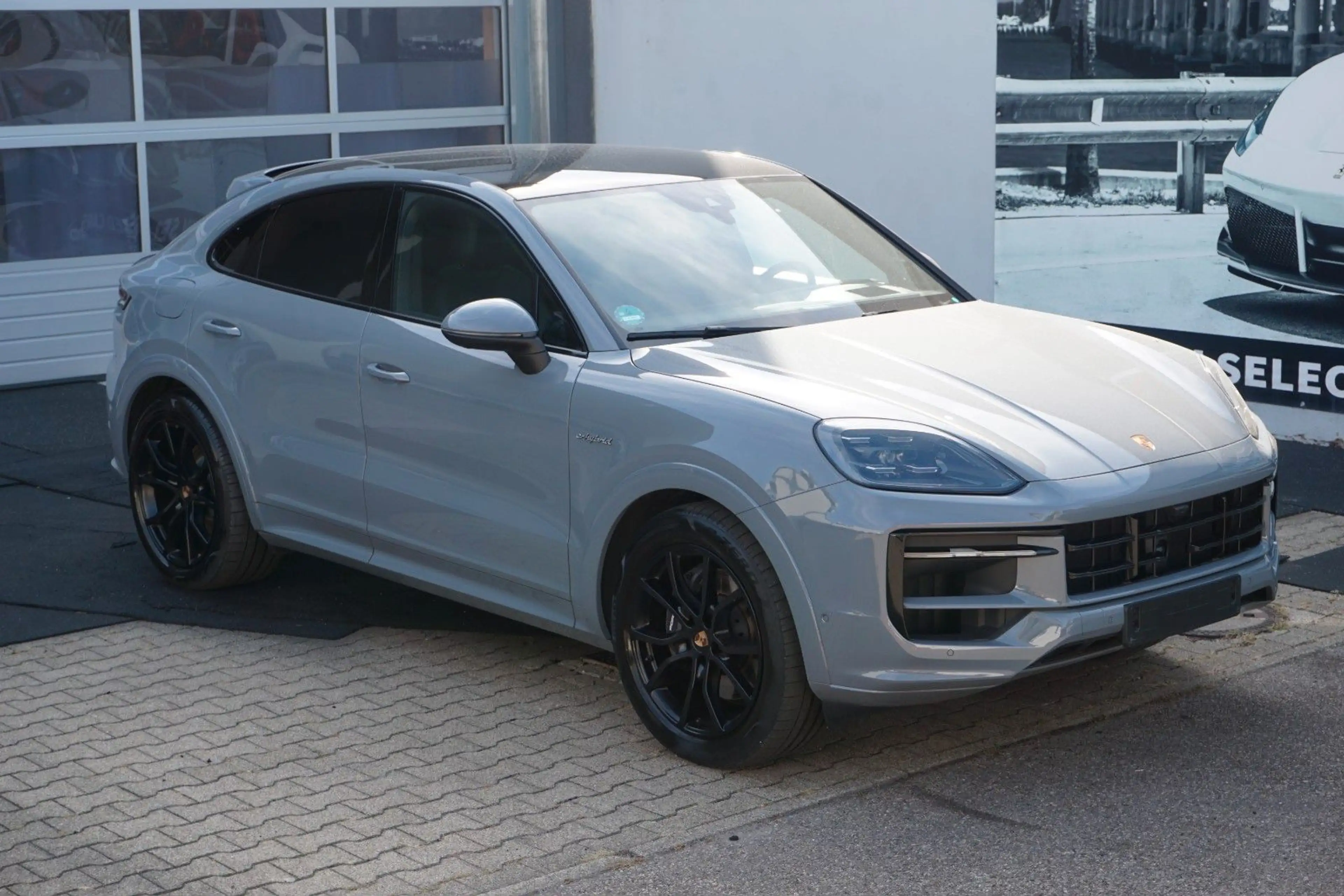 Porsche Cayenne Coupe E-Hybrid*SportDesignPaket*Sp.Abgas — photo 2