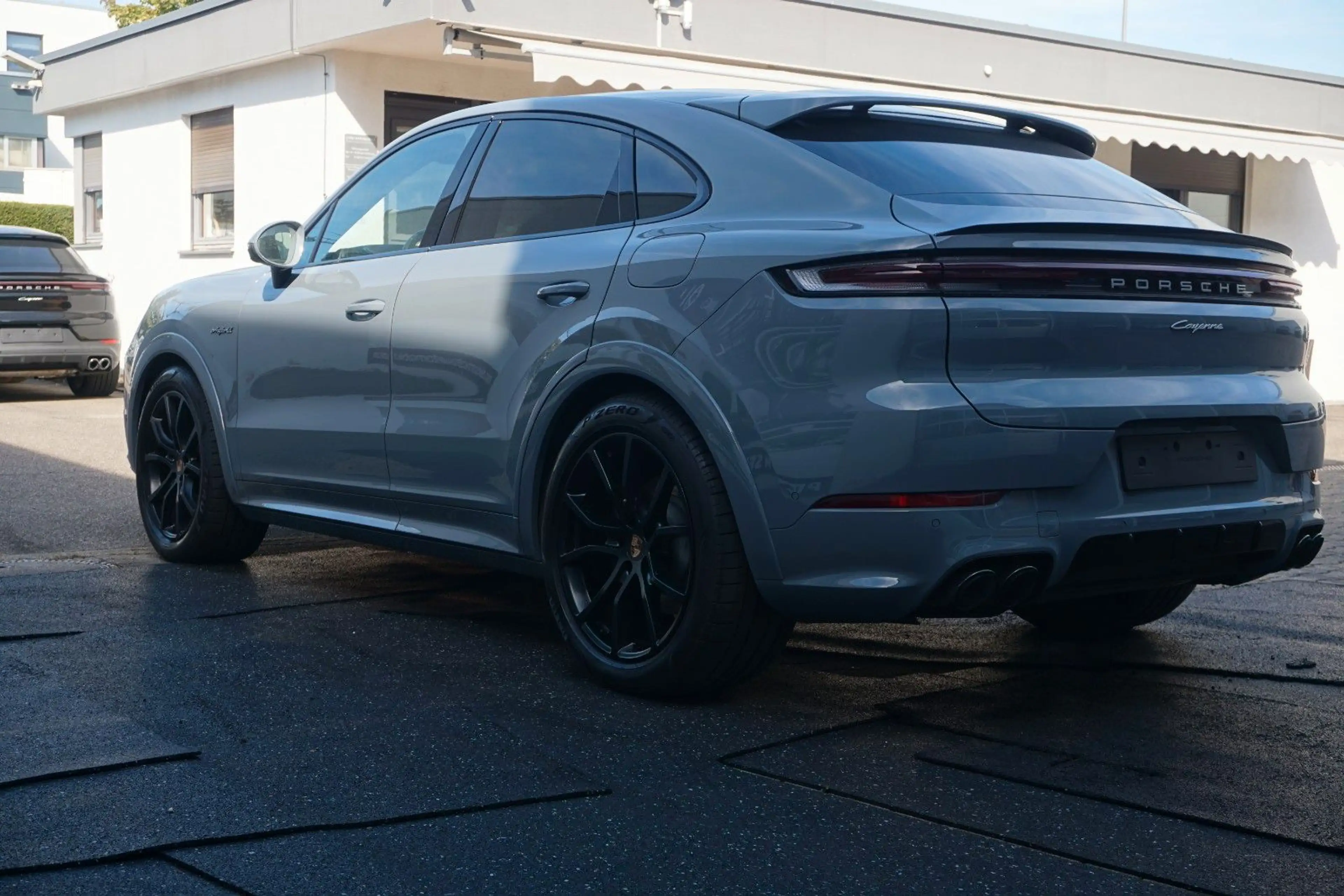 Porsche Cayenne Coupe E-Hybrid*SportDesignPaket*Sp.Abgas — photo 14