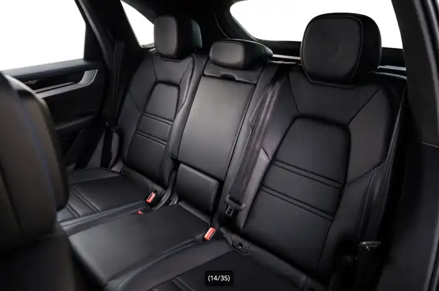 Porsche Cayenne view 14