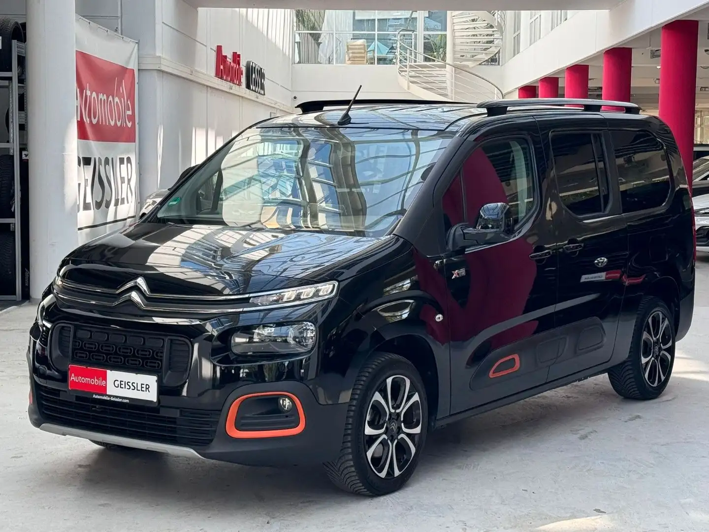 Citroen Berlingo XTR XL HUD+NAVI+KAMERA+DAB+CARPLAY Schwarz - 1