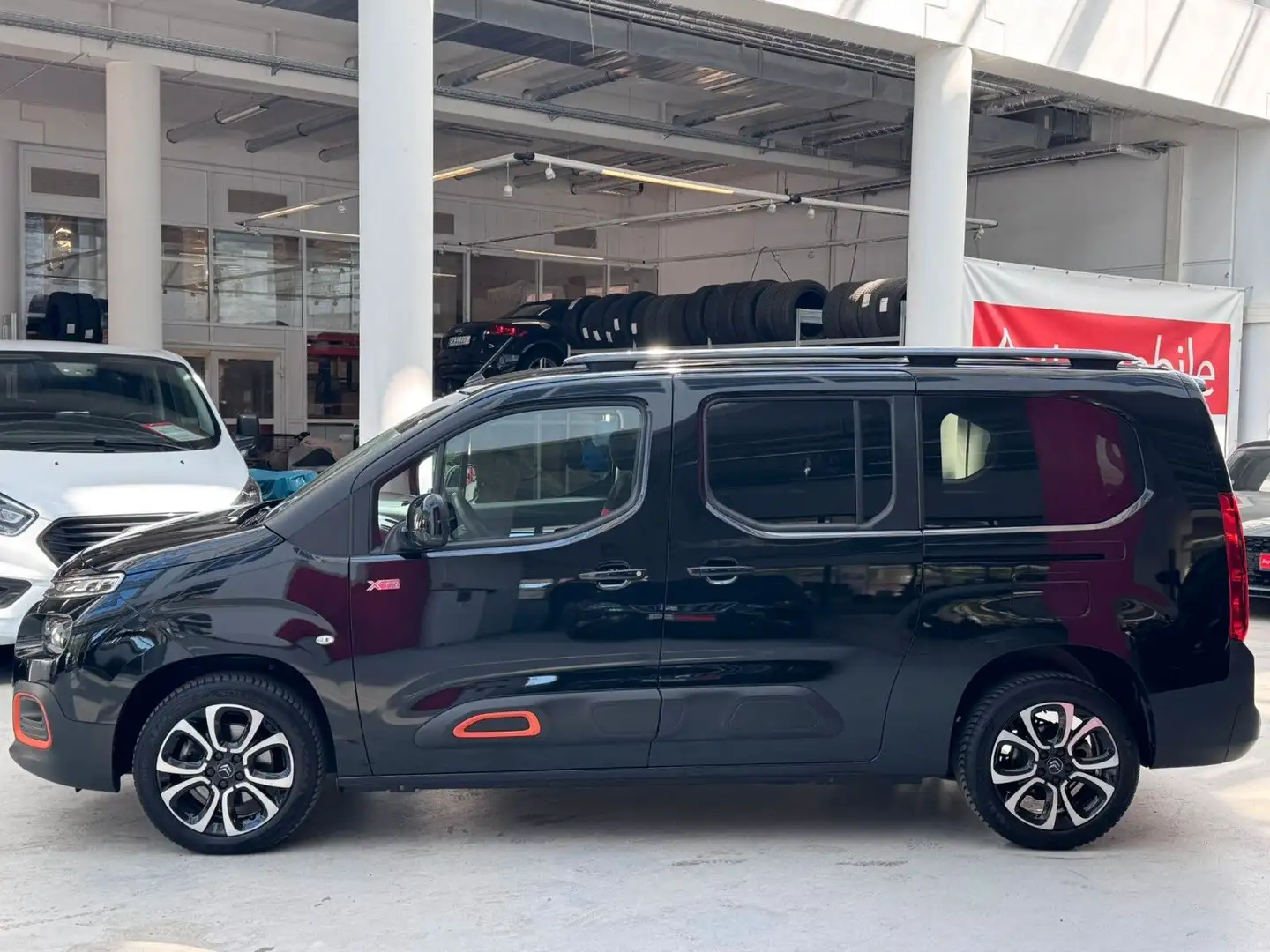 Citroen Berlingo XTR XL HUD+NAVI+KAMERA+DAB+CARPLAY Schwarz - 2