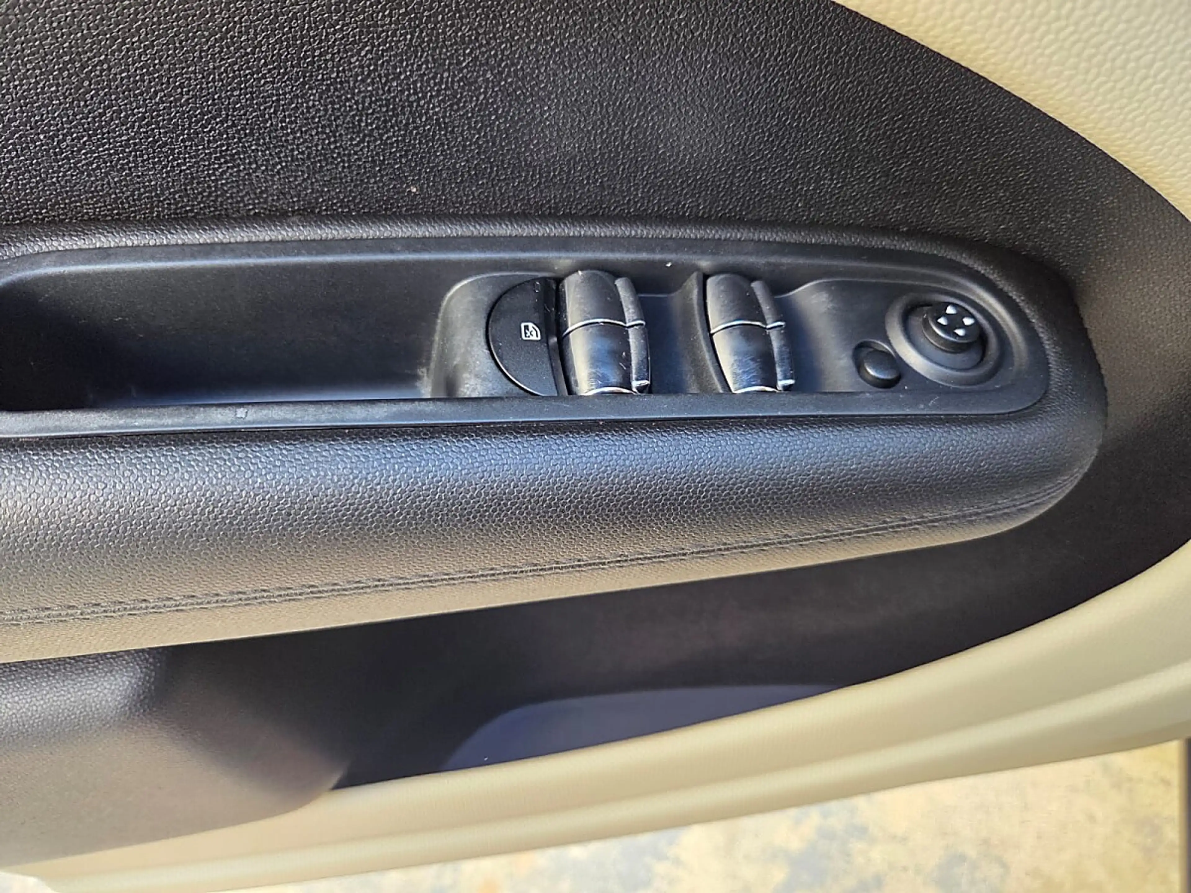 MINI One Countryman MINI Countryman ONE 1,6 — photo 9