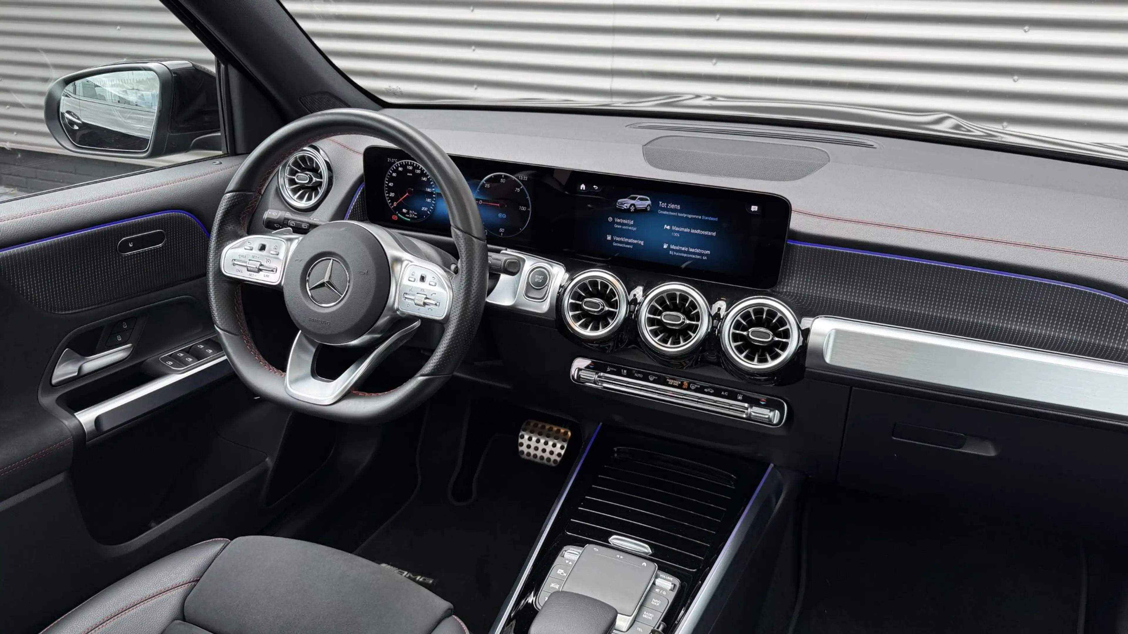 Mercedes-Benz EQB 250 AMG Line 67 kWh — photo 3