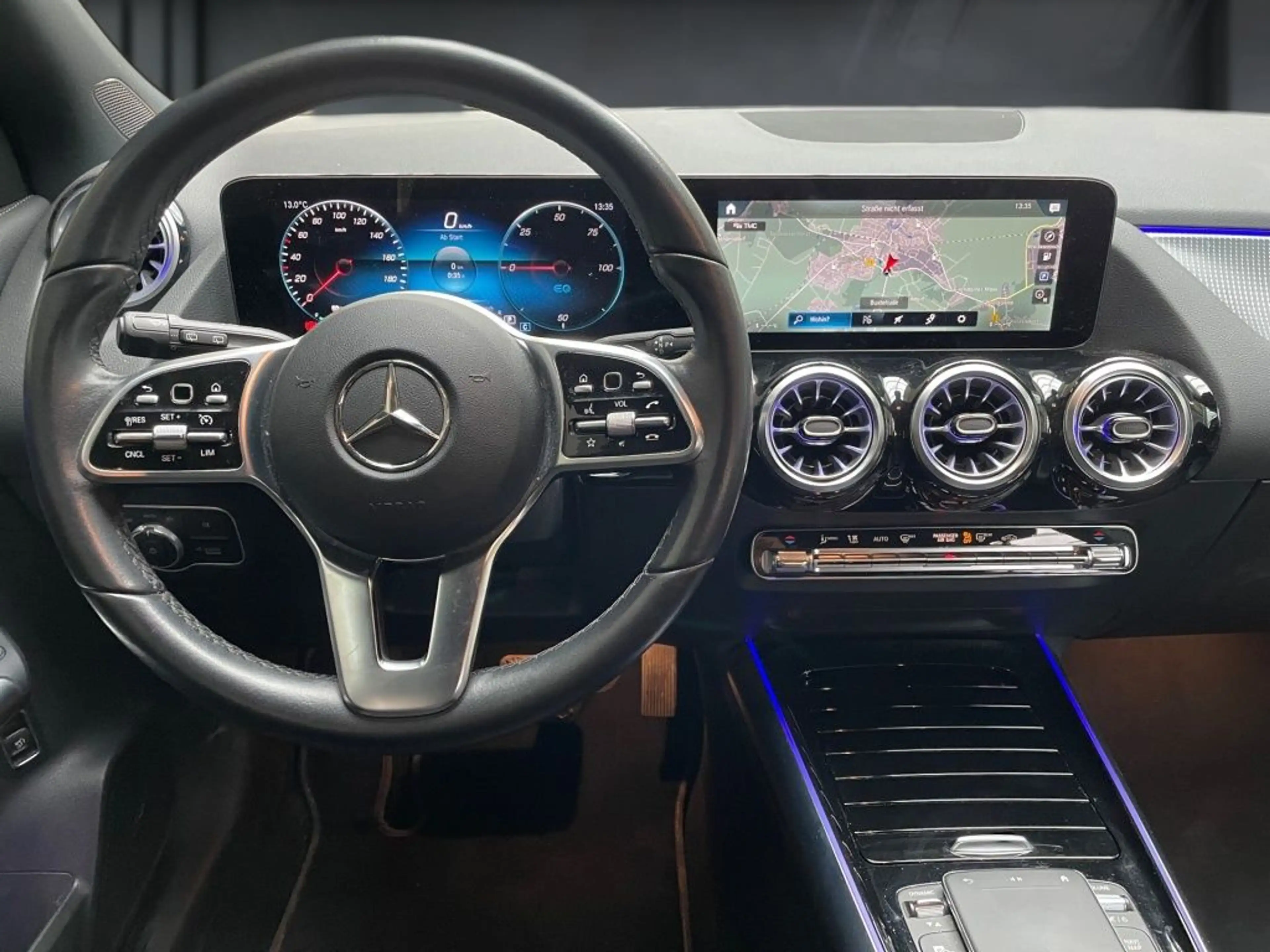Mercedes-Benz EQA 300 4M MBUX+Night+Progressive+Ambiente+AHK — photo 15