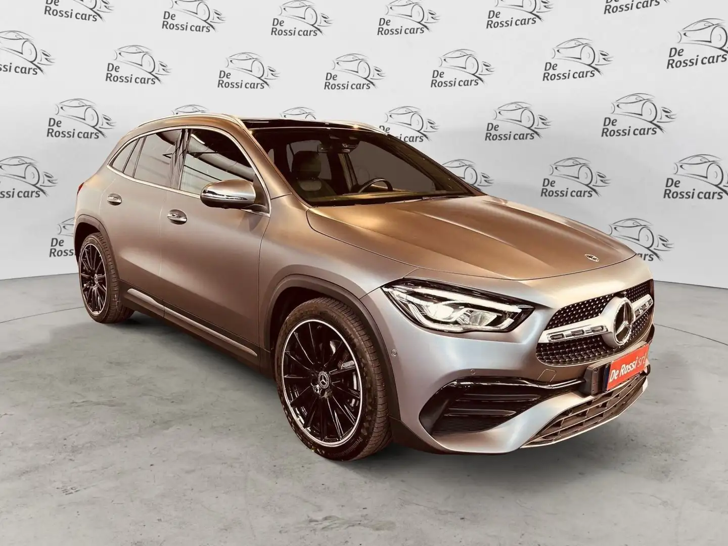 Mercedes-Benz GLA 200 GLA 200 d Automatic 4Matic Premium Grigio - 1