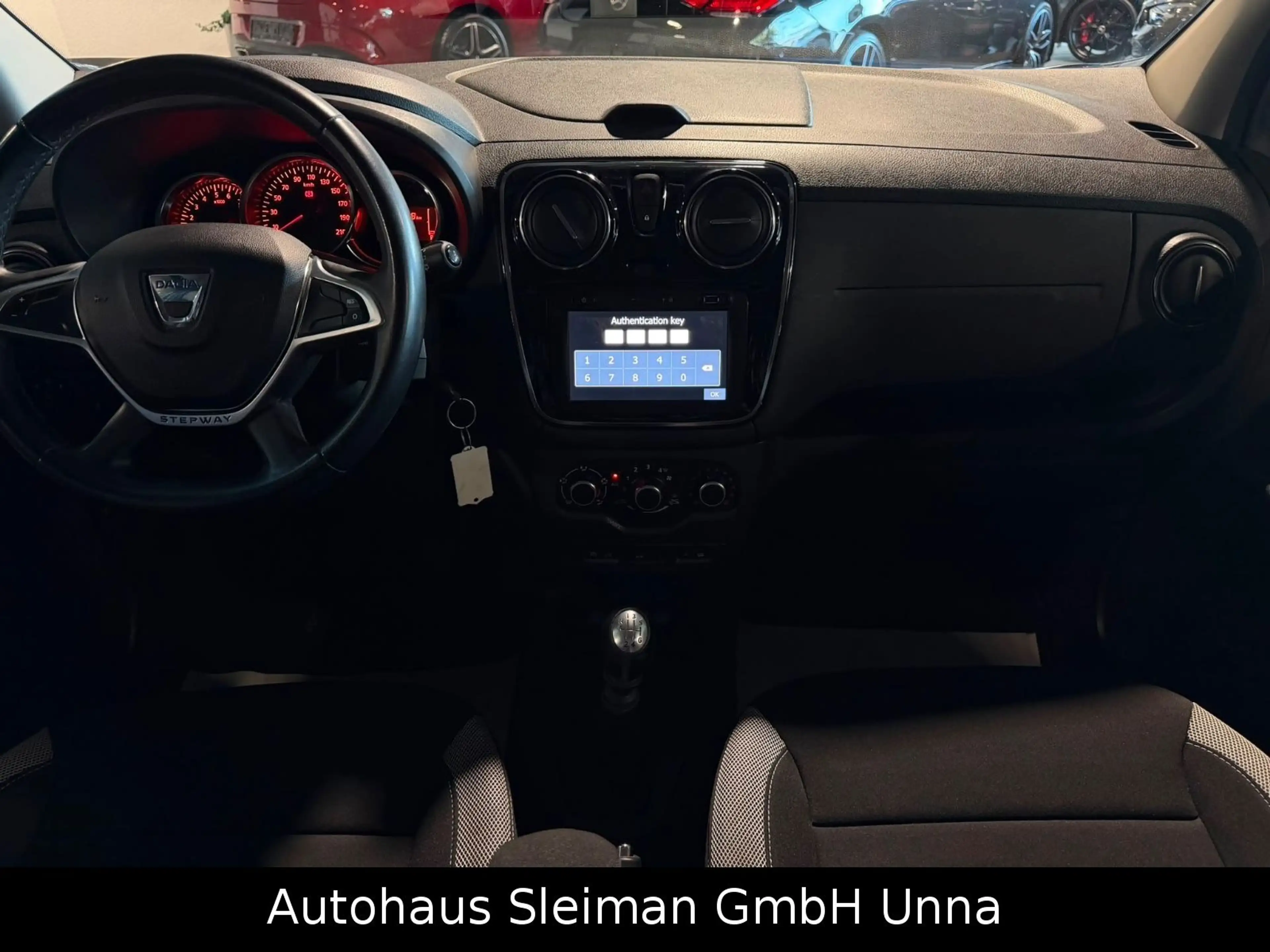 Dacia Lodgy Stepway Plus 1,3/Navi/Klima/AHK — photo 11