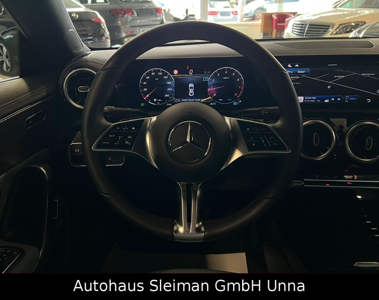 Mercedes-Benz CLA 180 Progressive/Automatik/LED/MBUX/Alu/Top — photo 11