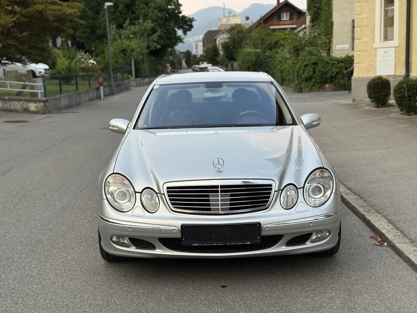 Mercedes-Benz E 500 4 Matic - 2
