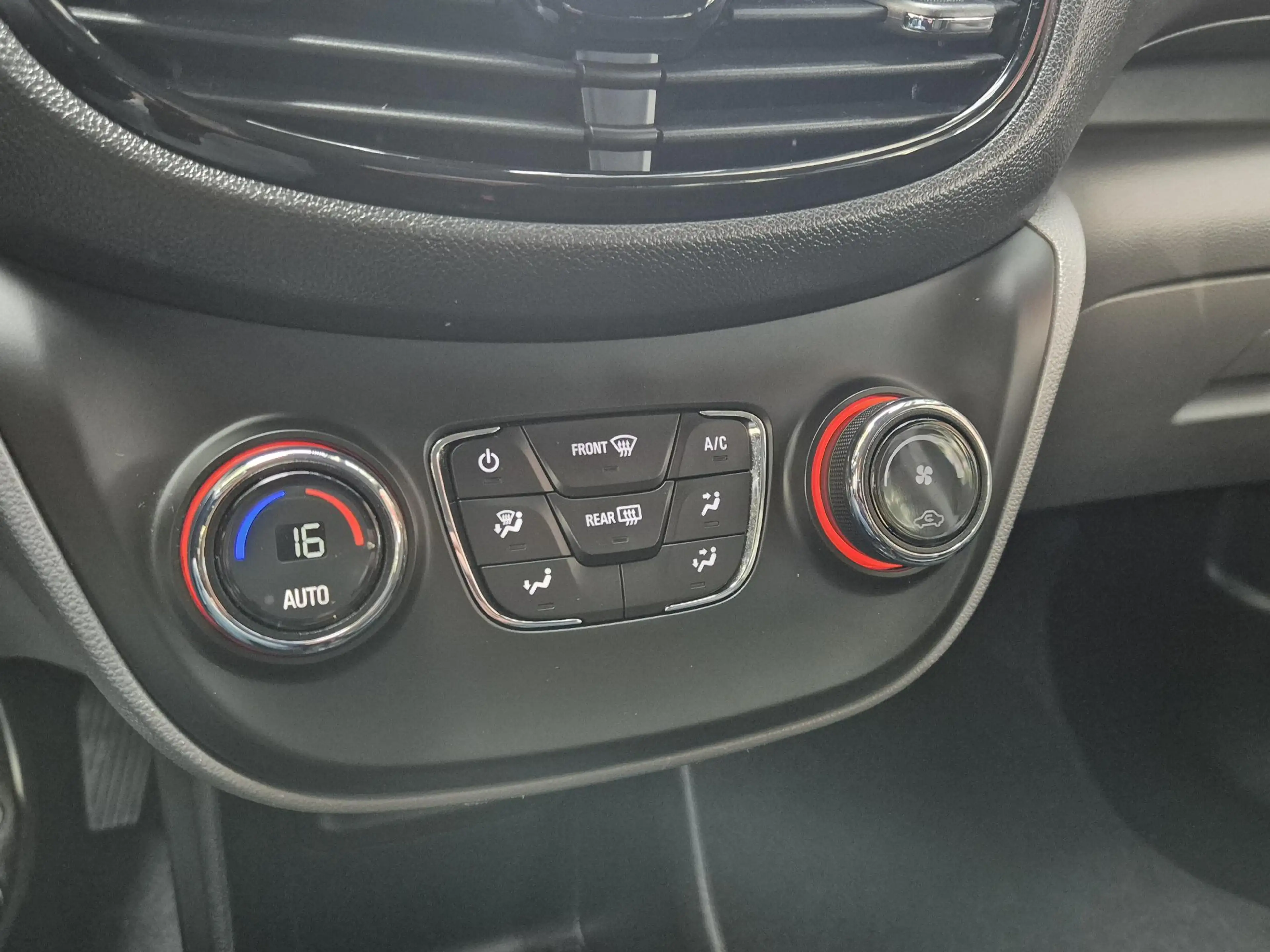 Opel Karl 1.0 ecoFLEX Innovation | Climate Control | Licht m — photo 18