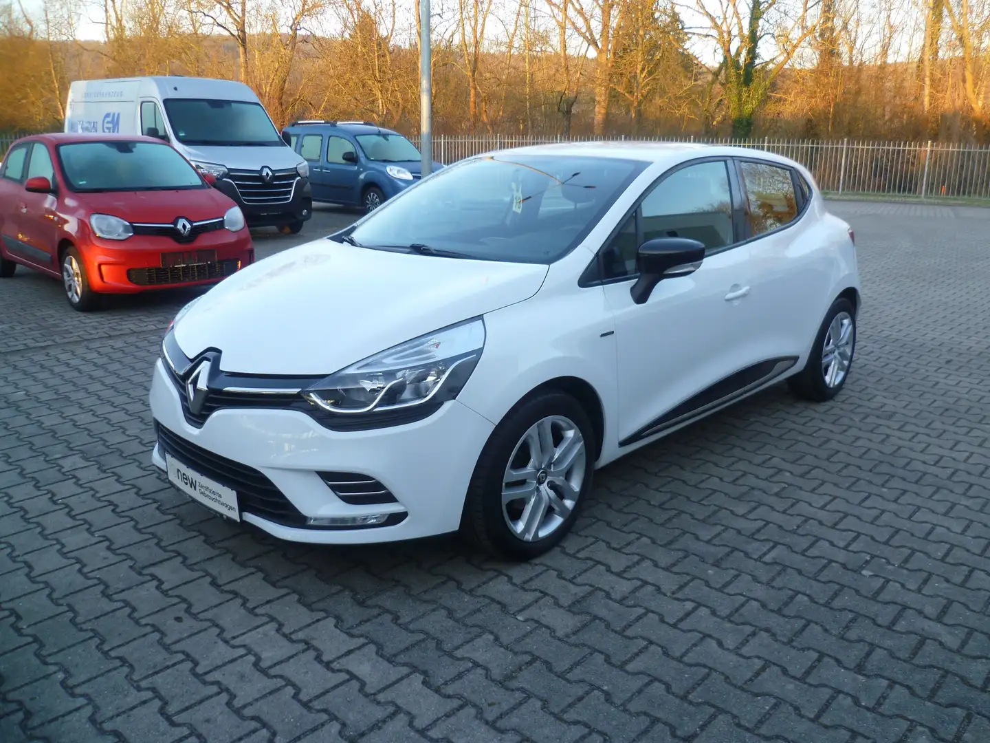 Renault Clio Ce 75 Start & Stop LIMITED 2018 Weiß - 1