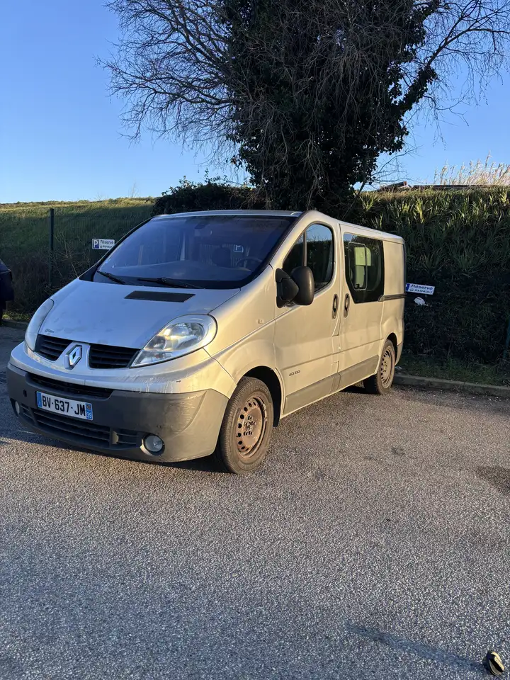Renault Trafic CA 2.5 DCI 150 L1H1 1200 KG FAP GRAND CO