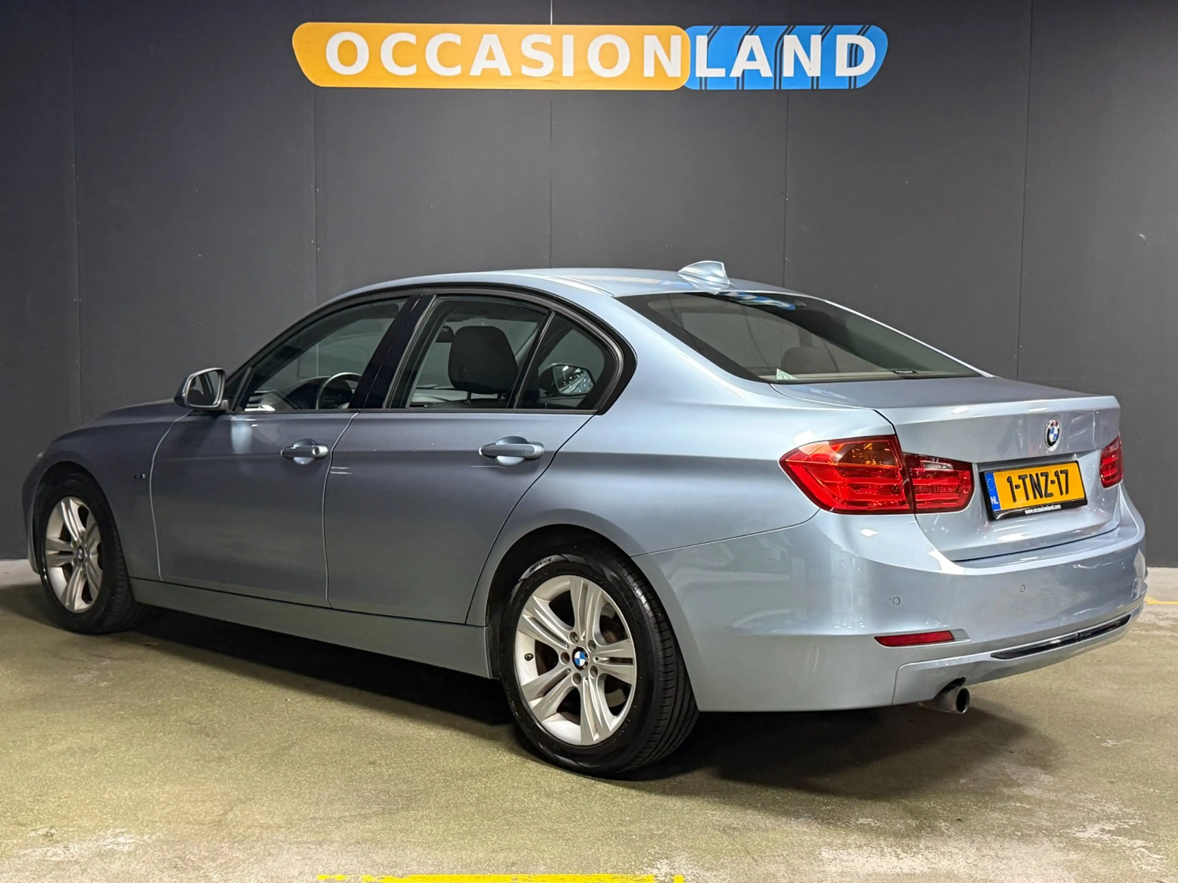 BMW 316 3-serie 316i Business|BLUETOOTH|NAVI|AIRCO|CRUISE| — photo 3