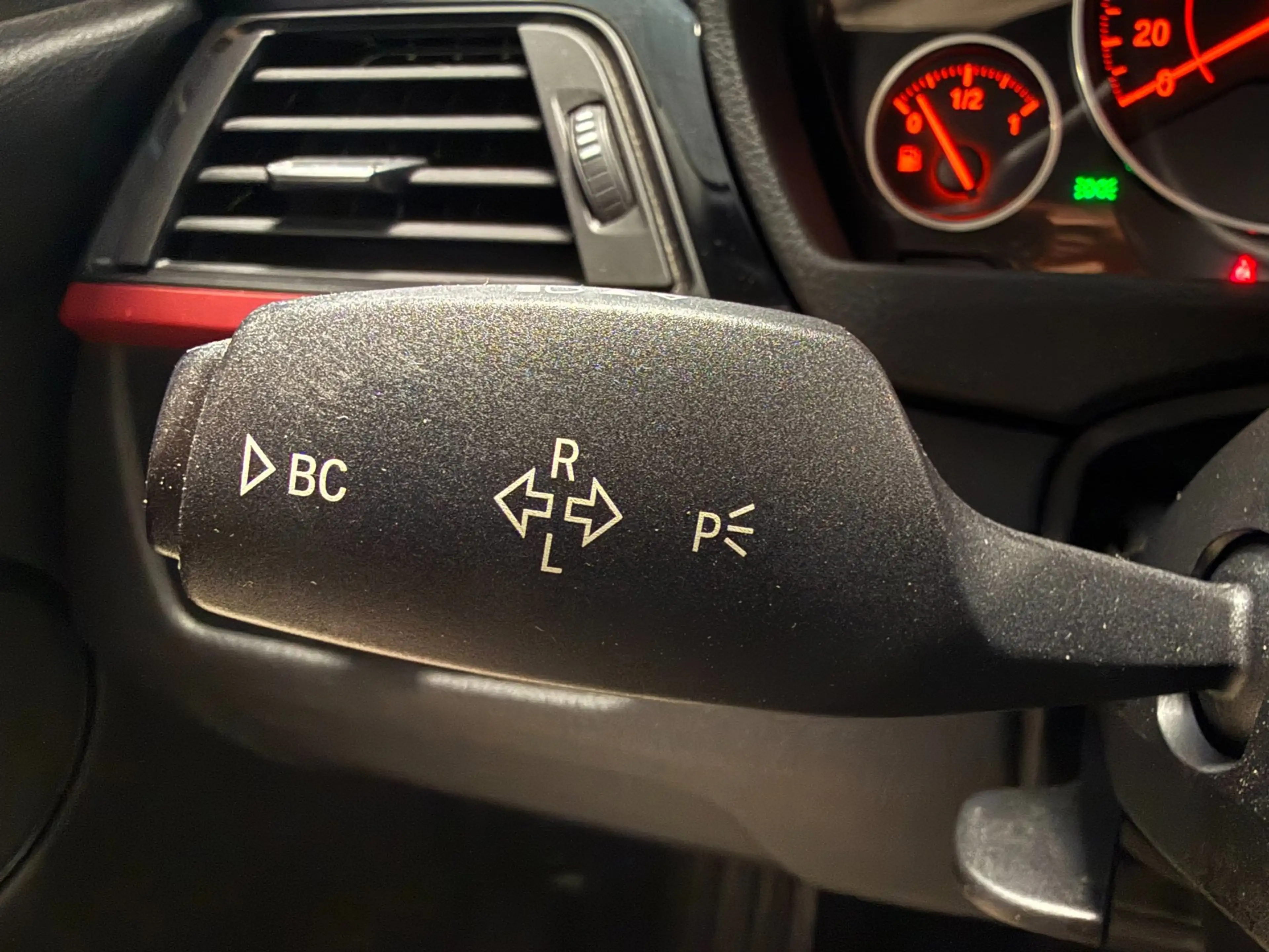 BMW 316 3-serie 316i Business|BLUETOOTH|NAVI|AIRCO|CRUISE| — photo 17