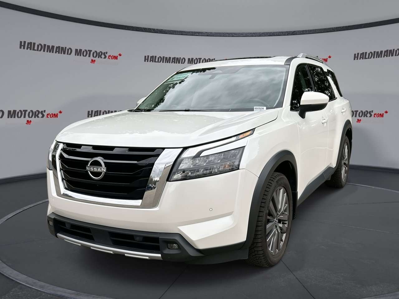 2024 Nissan Pathfinder SL 4WD | Leather Seats | 360 Camera | Heated Steer
