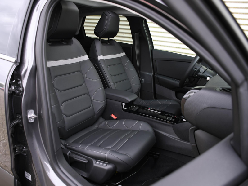 Citroen C4 Max 1.2 Puretech 130pk Automaat MASSAGE | PANO-DAK — photo 10