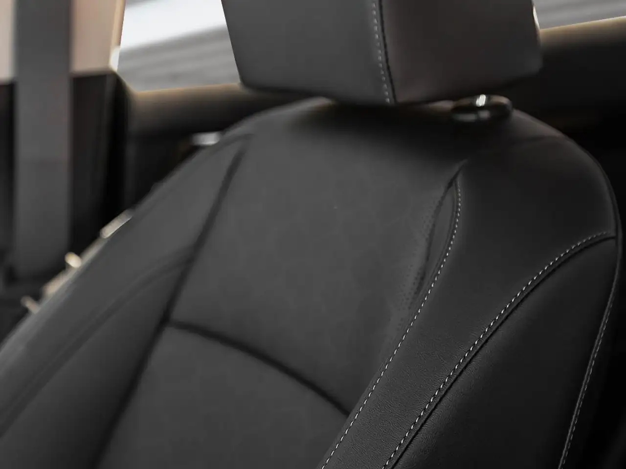 Kia Seltos снимка Kia Seltos