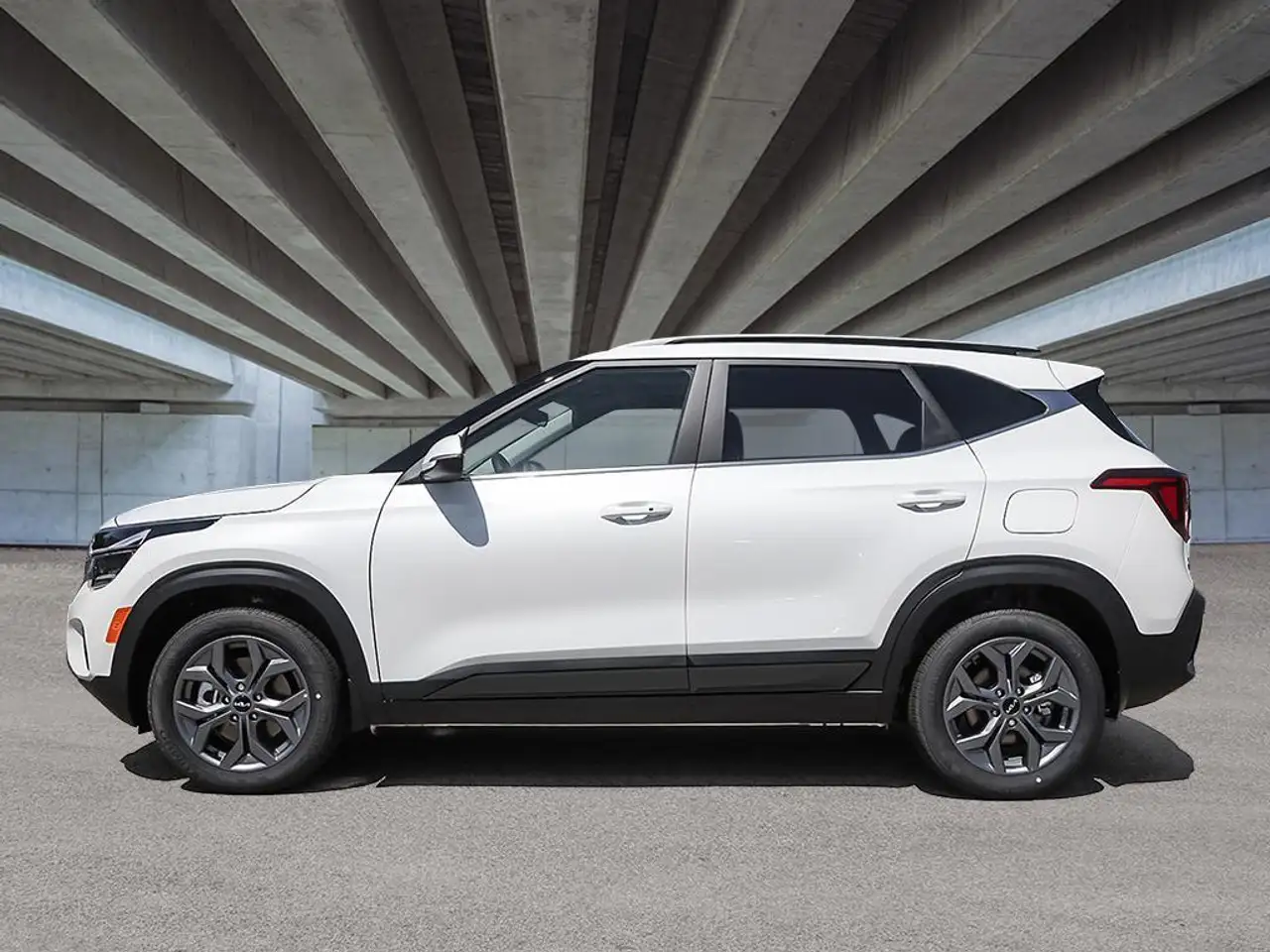 Kia Seltos снимка Kia Seltos