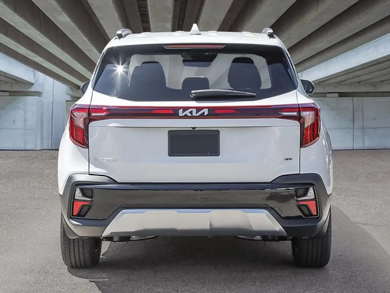 Kia Seltos снимка Kia Seltos