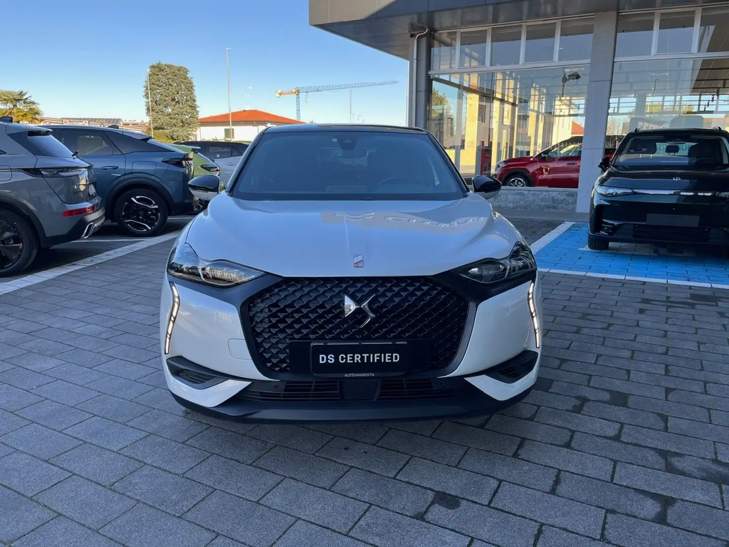 DS Automobiles DS 3 Crossback Elettrica 136cv PERFORMANCE LINE+ USATO GARANTITO Bianco - 2