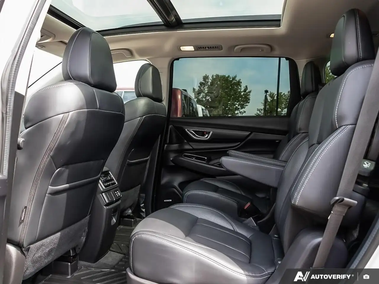 Subaru Ascent снимка Subaru Ascent