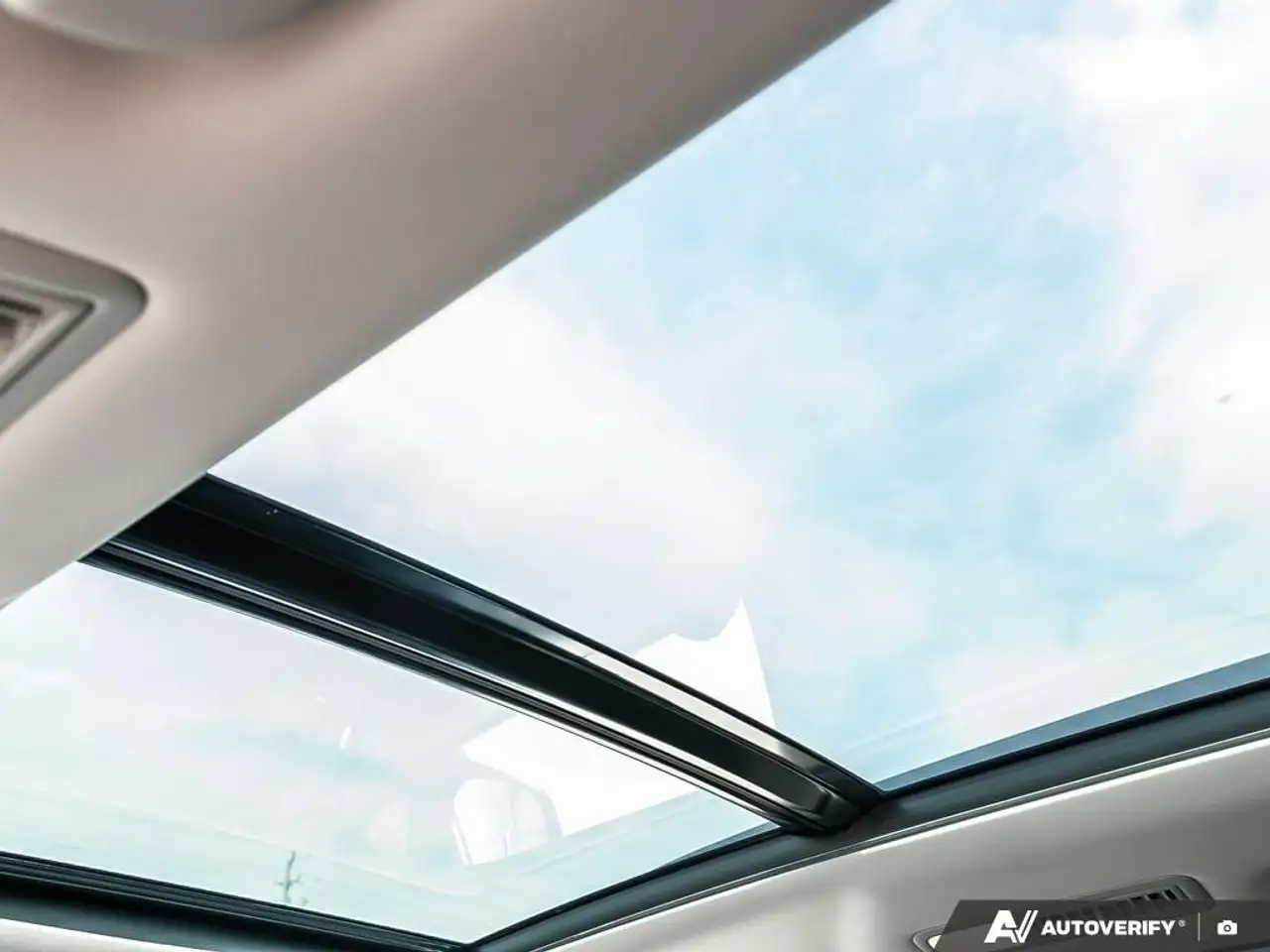 Subaru Ascent снимка Subaru Ascent