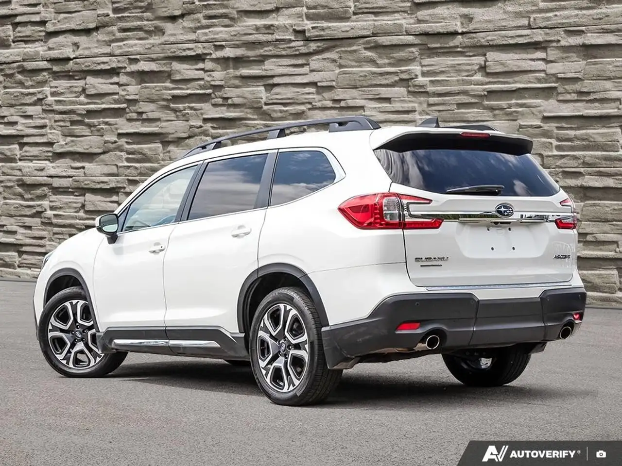 Subaru Ascent снимка Subaru Ascent