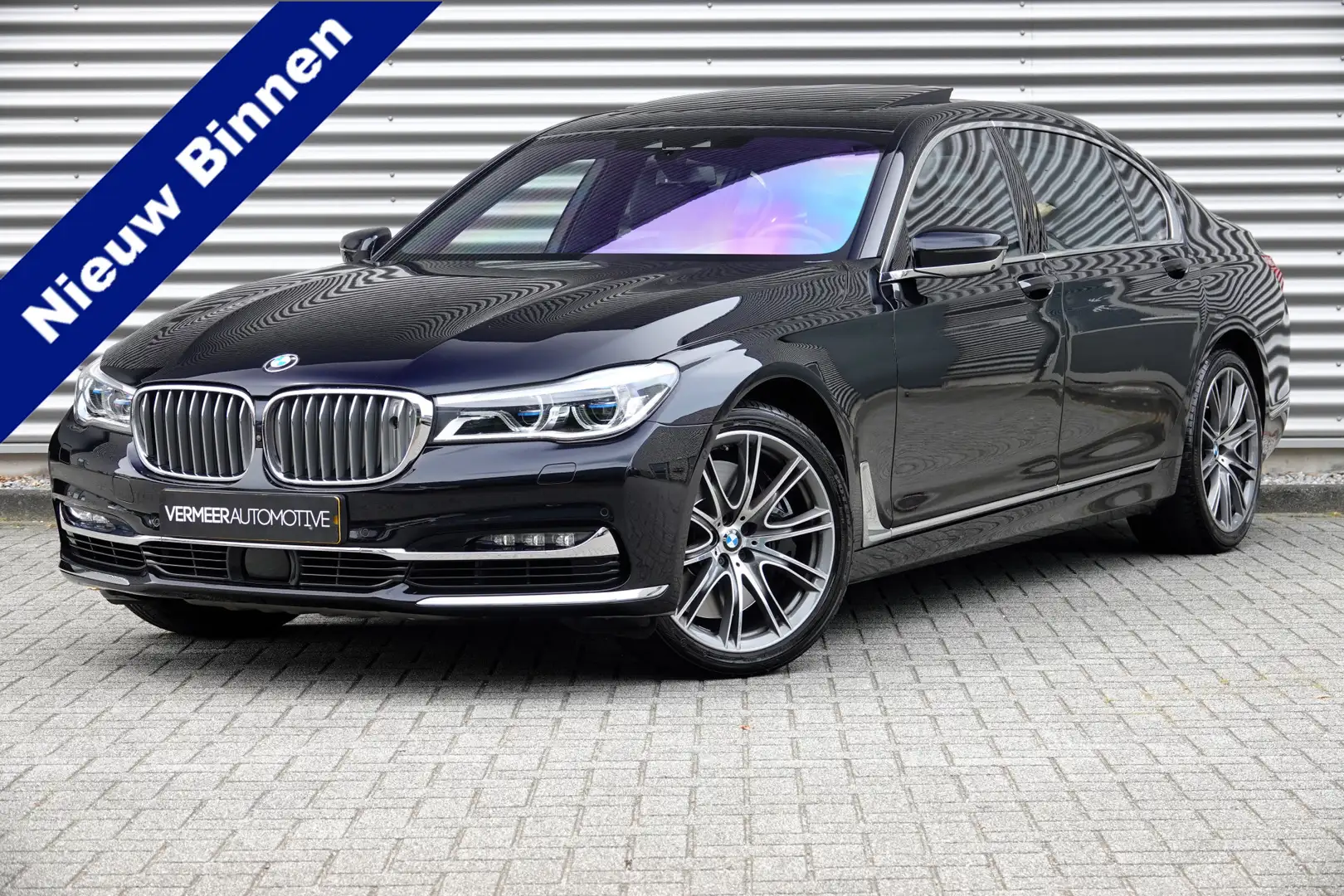 BMW 760 7-serie M760Li xDrive 612PK | V12 | Sky Lounge | N Noir - 1