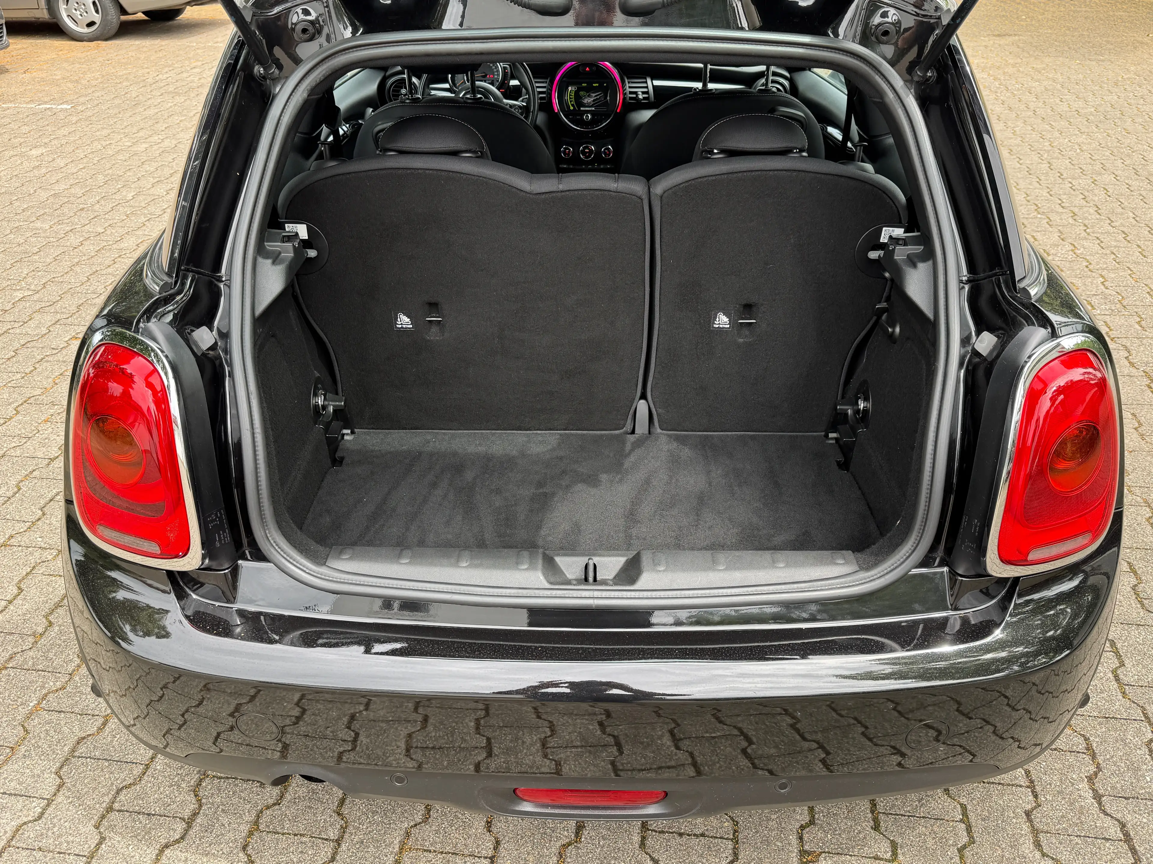 MINI One D One D — photo 11