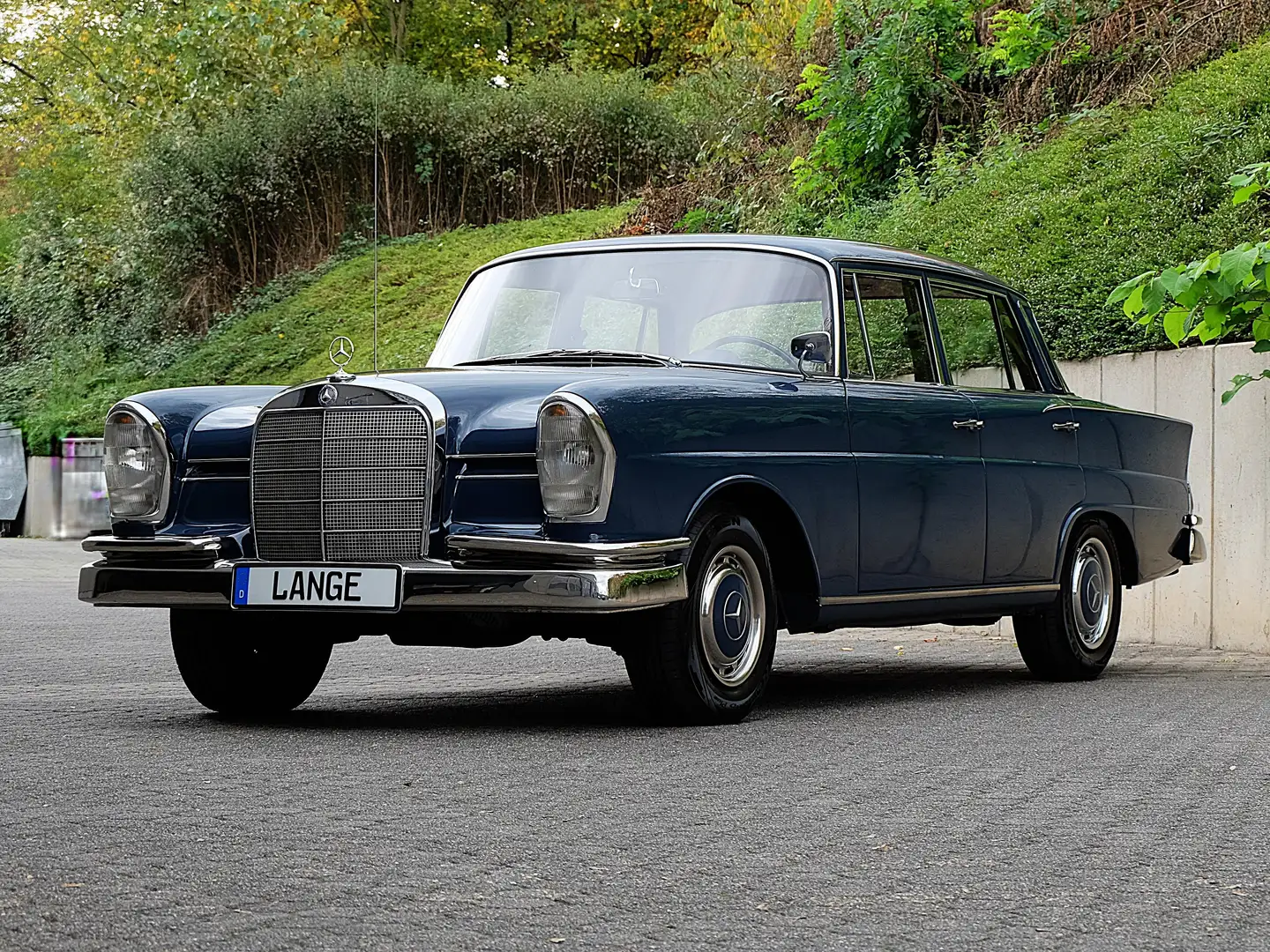 Mercedes-Benz 220 Restaurierter 220 S b  in hervorragendem Zustand ! Blau - 1
