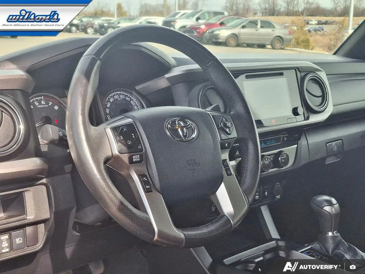 Toyota Tacoma снимка Toyota Tacoma