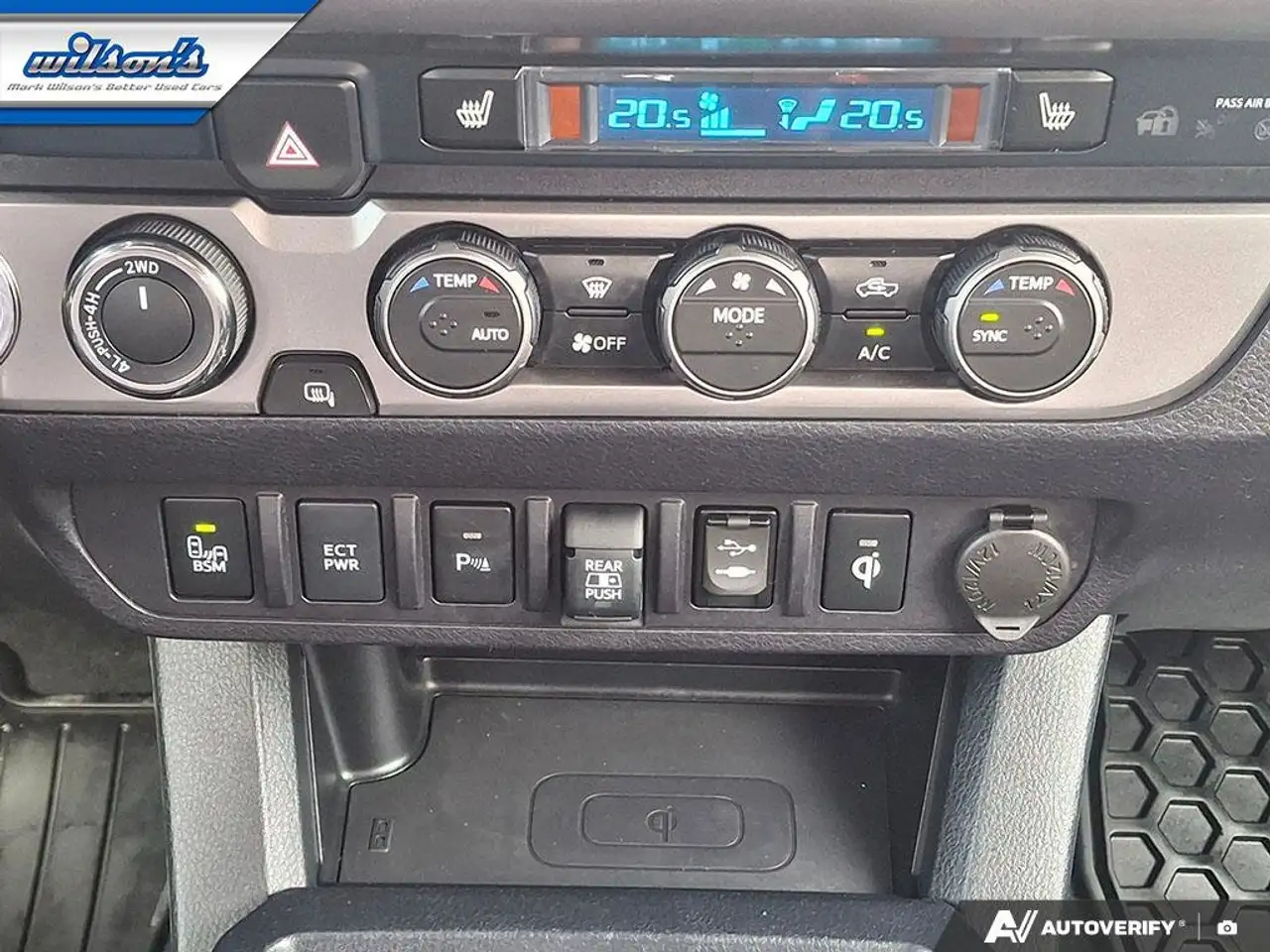 Toyota Tacoma снимка Toyota Tacoma